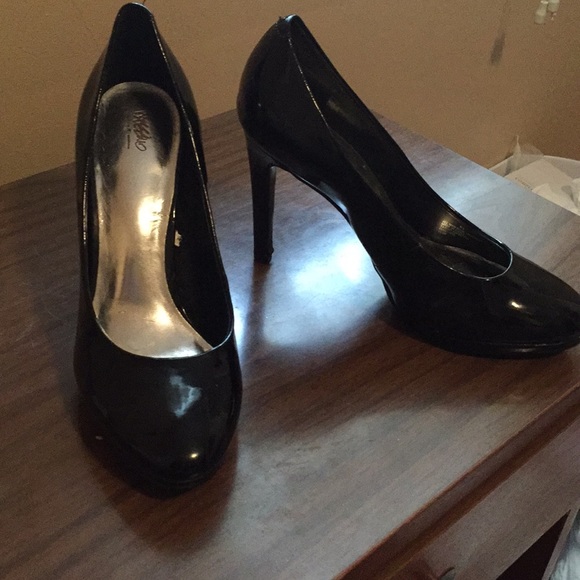 Mossimo Supply Co. Shoes - ⚠️Mossimo Black Pumps